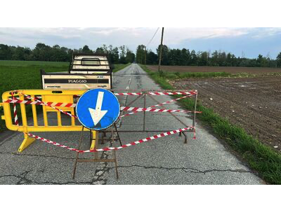 Maltempo, chiuso un tratto di strada Collarelle a Levaldigi