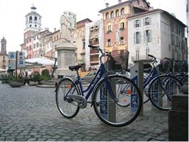 Stazione di cicloposteggio Bicincittà