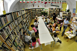 Biblioteca - sezione ragazzi